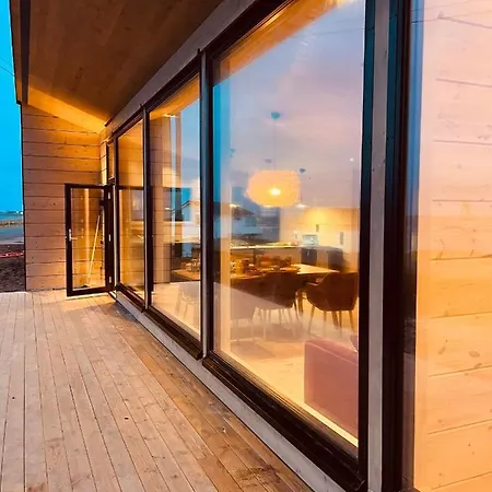 Ekkeroy Lodge - Arctic Living Vadsø Eksteriør billede